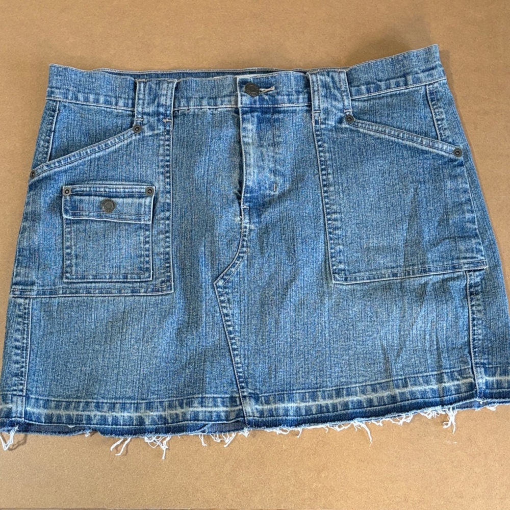 Vintage Y2K Express Denim Utility Mini Skirt Cargo Patch Pockets Faded Sz 11/12